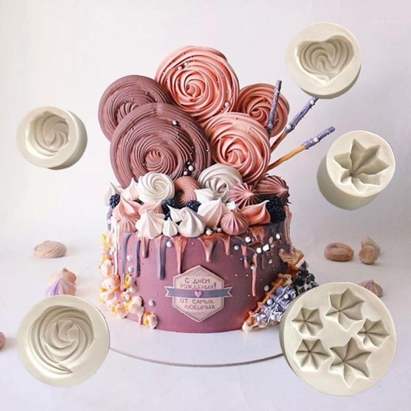 baking moulds meringue tower fondant silicone mold for mastic cake decoration chocolate star heart shape sugarcraft mould bakeware1
baking moulds meringue tower fondant silicone mold for mastic cake decoration chocolate star heart shape sugarcraft mould bakeware1