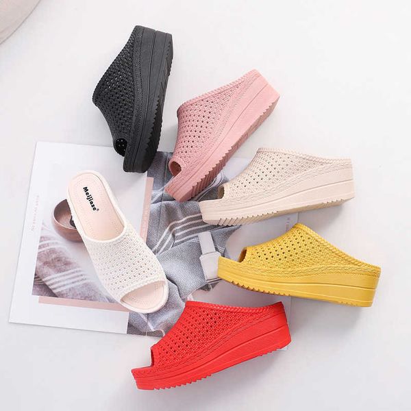 slippers 2021 new slope women's summer leisure pvc beach muffin high heel slippers, Black
slippers 2021 new slope women's summer leisure pvc beach muffin high heel slippers, Black