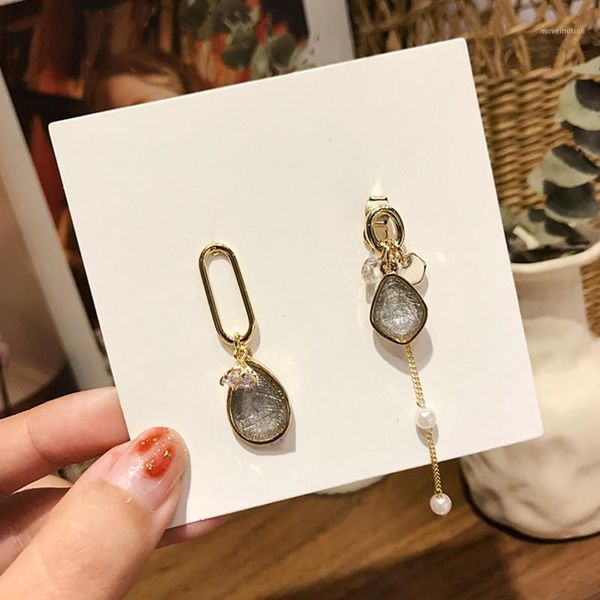 dominated the new 2020 temperament joker asymmetric pearl crystal long women drop earrings jewelry1, Silver
dominated the new 2020 temperament joker asymmetric pearl crystal long women drop earrings jewelry1, Silver