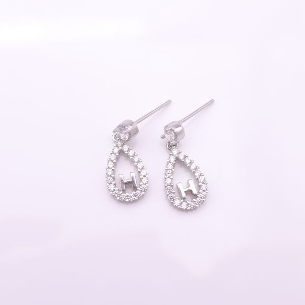 hengsheng s925 silver cross-border one product dropshipping water drop fashion korean style simple zircon ear studs womens earrings
hengsheng s925 silver cross-border one product dropshipping water drop fashion korean style simple zircon ear studs womens earrings
