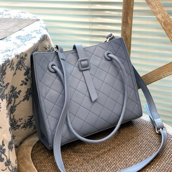 crossbody bags for women 2020 luxury handbags designer shoulder lattice bag hand sac a main female
crossbody bags for women 2020 luxury handbags designer shoulder lattice bag hand sac a main female
