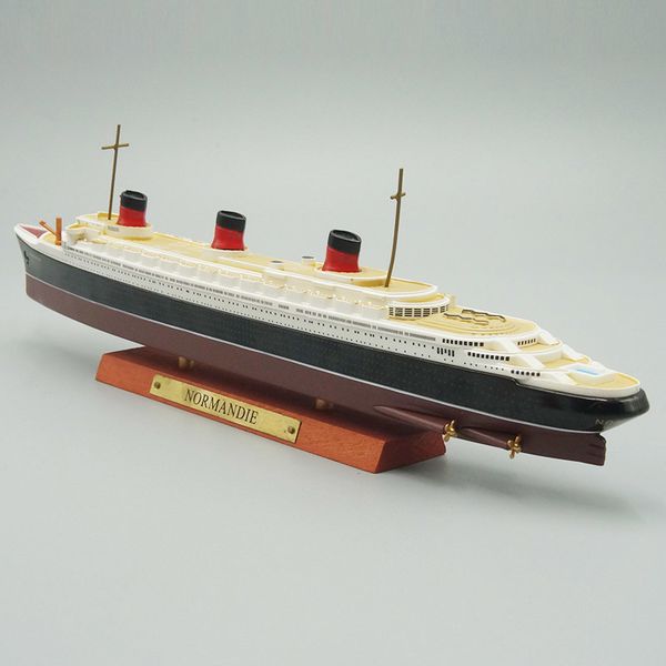 2021 latest atlas 1:1250 diecast ship model toy normandie ocean liner cruiser for collection 1
2021 latest atlas 1:1250 diecast ship model toy normandie ocean liner cruiser for collection 1