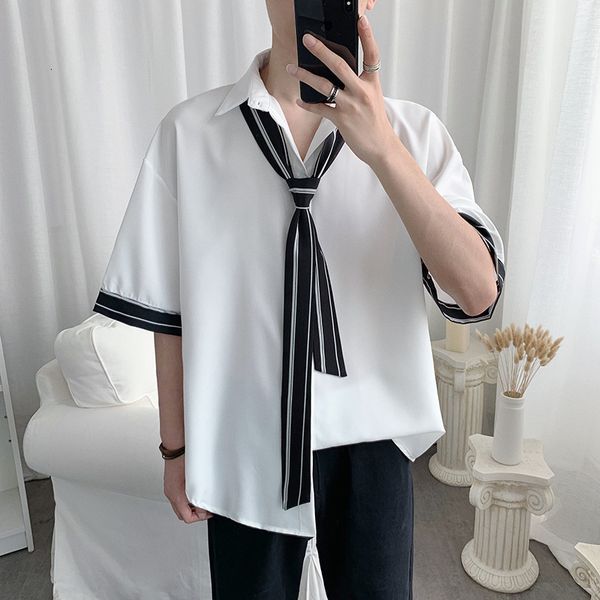 very fairy student short sleeve shirt men's 5-sleeve versatile loose net red trend college style, White;black
very fairy student short sleeve shirt men's 5-sleeve versatile loose net red trend college style, White;black