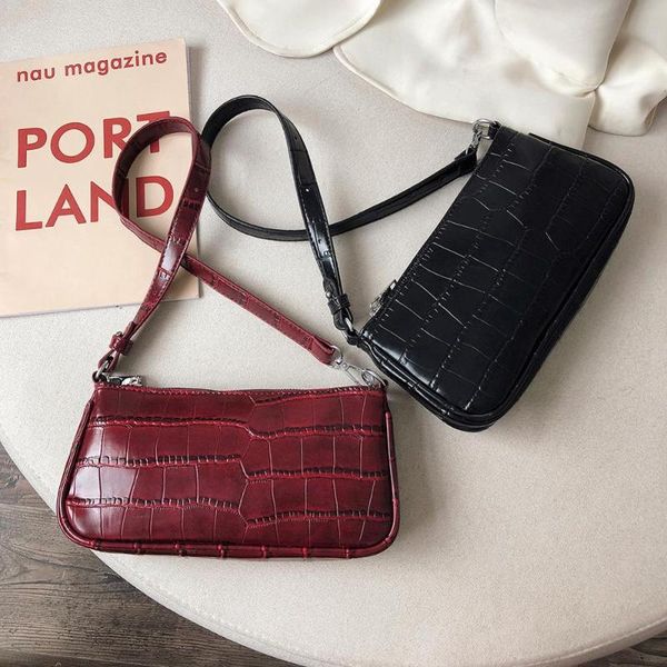 retro handbag crocodile pattern leather shoulder bags for women 2020 chain design luxury hand bag female travel totes
retro handbag crocodile pattern leather shoulder bags for women 2020 chain design luxury hand bag female travel totes