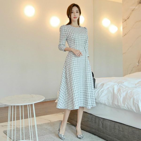 big swing korean style fall plaid dress ladies three quarter slim tweed dress women midi christmas women robe longue femme1, Black;gray
big swing korean style fall plaid dress ladies three quarter slim tweed dress women midi christmas women robe longue femme1, Black;gray