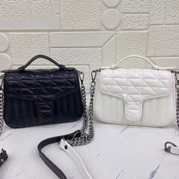messenger bags luxury designer ladies handbag shoulder bag mobile phone wallet simple daily dinner travel to work pu leather all-match no bo
messenger bags luxury designer ladies handbag shoulder bag mobile phone wallet simple daily dinner travel to work pu leather all-match no bo