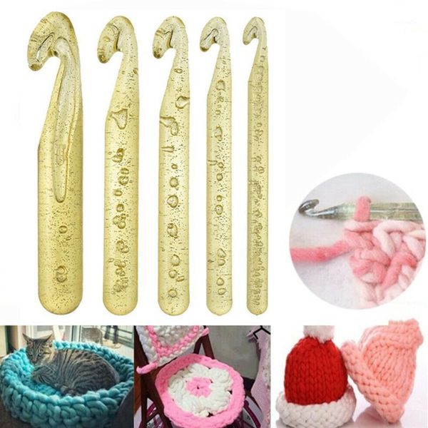 abs plastic thick crochet hook 4 models set + accessories-hook thick thread carpet crochet set diy craft loom tool1, Black
abs plastic thick crochet hook 4 models set + accessories-hook thick thread carpet crochet set diy craft loom tool1, Black