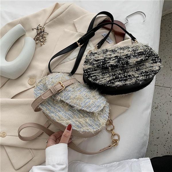 new original design french plush shoulder bag diamond chain bag & elegant shoulder messenger width 23cm height 15cm
new original design french plush shoulder bag diamond chain bag & elegant shoulder messenger width 23cm height 15cm