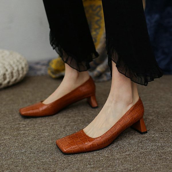 2020 senior quality salu leather genuine toe square women's pumps high heels party spring wedding woman shoes qjkn, Black
2020 senior quality salu leather genuine toe square women's pumps high heels party spring wedding woman shoes qjkn, Black