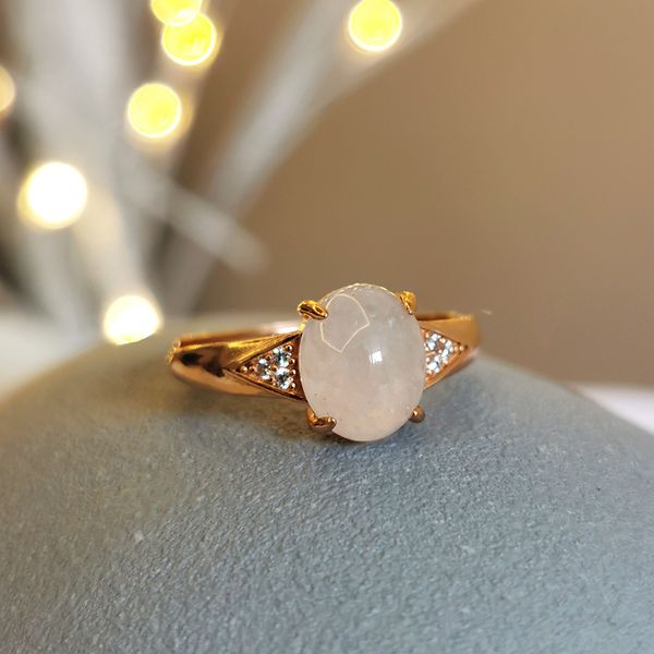 jade egg ring (zircon, Golden;silver 
jade egg ring (zircon, Golden;silver