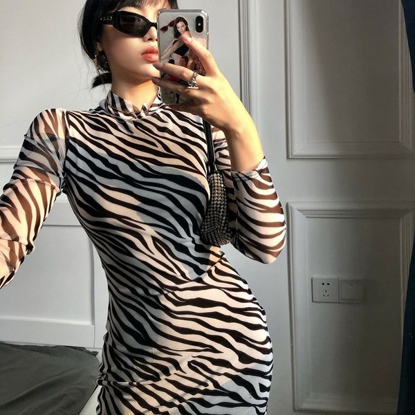 wind 2020 autumn new round neck mesh perspective irregular stripe dress long sleeve dress qvtkw, Black;gray
wind 2020 autumn new round neck mesh perspective irregular stripe dress long sleeve dress qvtkw, Black;gray