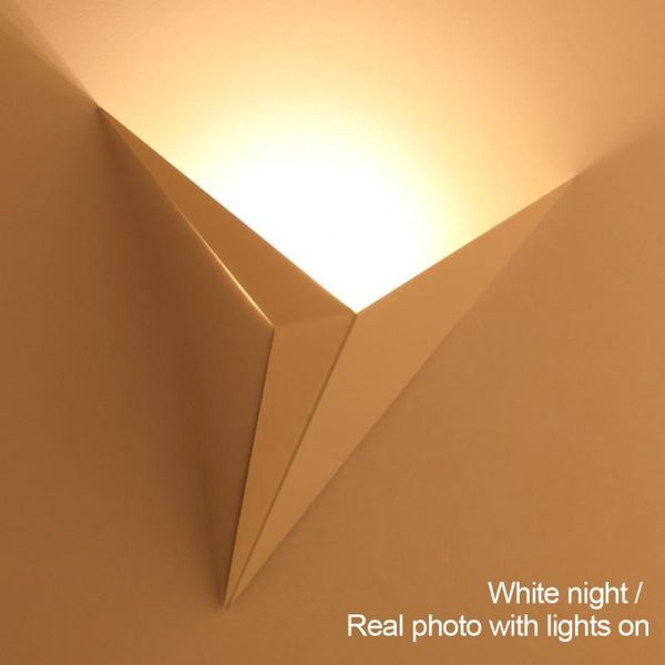 modern led lamp iron art sconce triangle shape decorative wall mount light home bedroom dinning room bar indoor lighting
modern led lamp iron art sconce triangle shape decorative wall mount light home bedroom dinning room bar indoor lighting