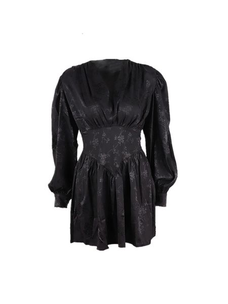 2021 new dressed in dark female loli style, long satin and jacquard to collect the waist, hugging cut, puffing sleeve, new, vwpz, Black;gray
2021 new dressed in dark female loli style, long satin and jacquard to collect the waist, hugging cut, puffing sleeve, new, vwpz, Black;gray
