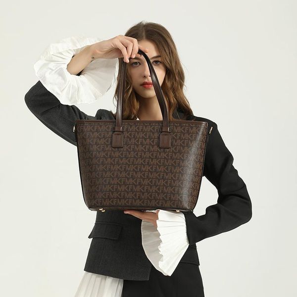 bag women 2020 new autumn and winter large-capacity casual tote bag fashion simple printing shoulder bags women leather handbags
bag women 2020 new autumn and winter large-capacity casual tote bag fashion simple printing shoulder bags women leather handbags