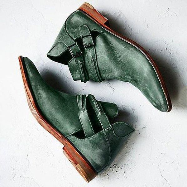 2020 women ankle boots chaussure booties vintage pu leather plus size low heels buckle matin shoes woman zapatos mujer sapato1, Black
2020 women ankle boots chaussure booties vintage pu leather plus size low heels buckle matin shoes woman zapatos mujer sapato1, Black