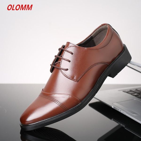classic man pointed toe dress shoes mens patent leather black wedding shoes oxford formal big size fashion
classic man pointed toe dress shoes mens patent leather black wedding shoes oxford formal big size fashion