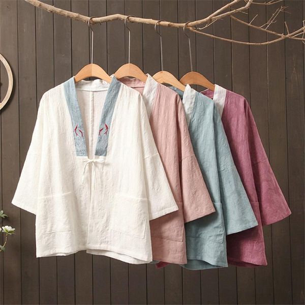 woman traditiona chinese style clothing cardigan women shirt vintage embroidery coats and jackets with pockets oriental top, Red
woman traditiona chinese style clothing cardigan women shirt vintage embroidery coats and jackets with pockets oriental top, Red