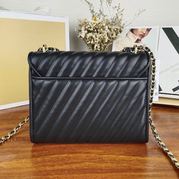 bag chain style quality small handbags striped beautiful purses 2021 high leather european women's shoulder bag srwep, Red;black
bag chain style quality small handbags striped beautiful purses 2021 high leather european women's shoulder bag srwep, Red;black