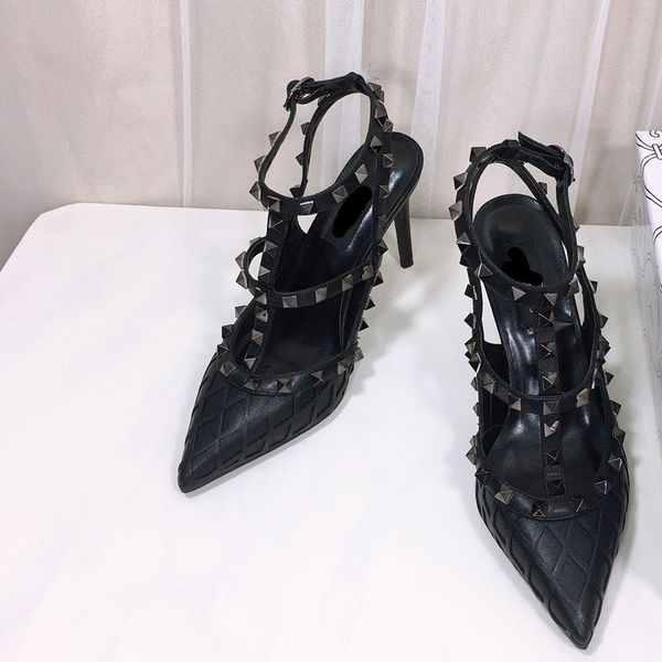 new pumps for women fashion pointed toe 10cm stiletto heels rivets ankle strap lady dress shoes size 35-42, Black
new pumps for women fashion pointed toe 10cm stiletto heels rivets ankle strap lady dress shoes size 35-42, Black