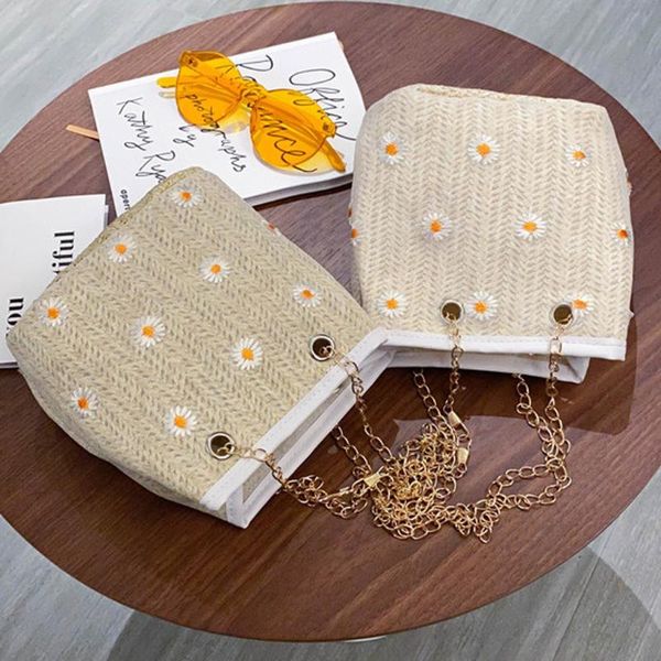 women's chain shoulder bag designer bags women bags 2020 summer fashion leather small daisy messenger bag torebki
women's chain shoulder bag designer bags women bags 2020 summer fashion leather small daisy messenger bag torebki
