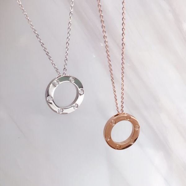 classic fashion titanium steel jewelry circle necklace screws no diamond love necklace pendant luxury wild necklace perfect two colors, Silver 
classic fashion titanium steel jewelry circle necklace screws no diamond love necklace pendant luxury wild necklace perfect two colors, Silver