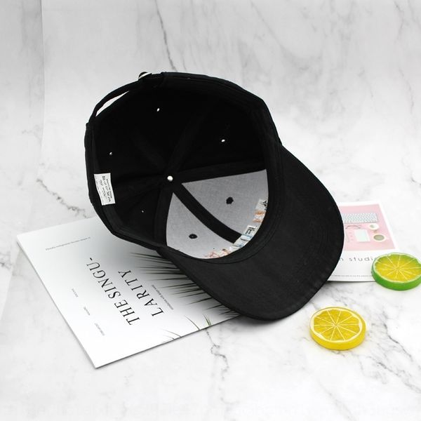 creative letter cap men's korean embroidered baseball style and women's outdoor sports curved hat
creative letter cap men's korean embroidered baseball style and women's outdoor sports curved hat