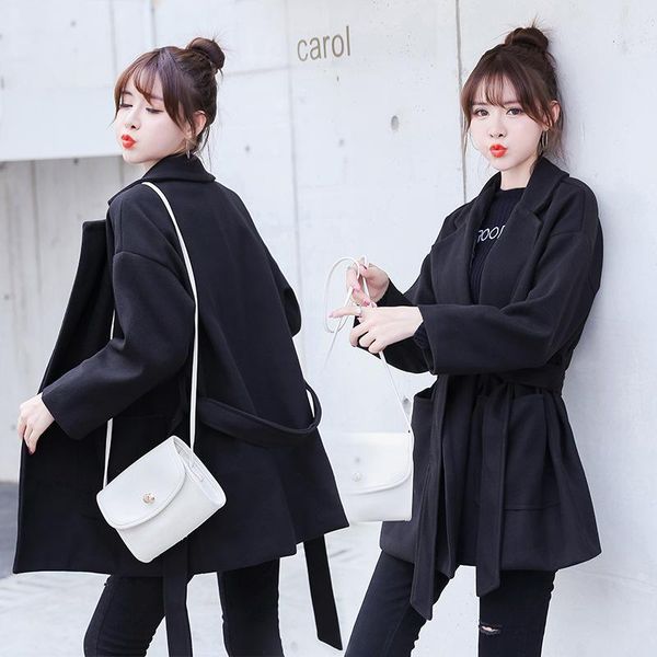 2021 autumn/winter new style small woolen coat short black double-sided woolen coat women, Black;brown
2021 autumn/winter new style small woolen coat short black double-sided woolen coat women, Black;brown