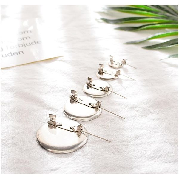50pcs lot rhodium round brooch base cabochon blank trays with brooch pins cameo cabochon base setting for jewelry making supplie f sqcocx, Gray
50pcs lot rhodium round brooch base cabochon blank trays with brooch pins cameo cabochon base setting for jewelry making supplie f sqcocx, Gray