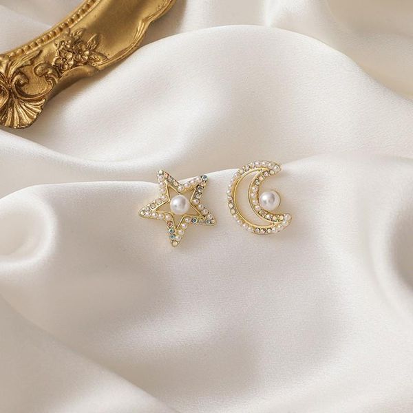 stud 2021 arrival trendy simulated-pearl star moon asymmetric crystal earrings for women sweet fashion jewelry, Golden;silver
stud 2021 arrival trendy simulated-pearl star moon asymmetric crystal earrings for women sweet fashion jewelry, Golden;silver