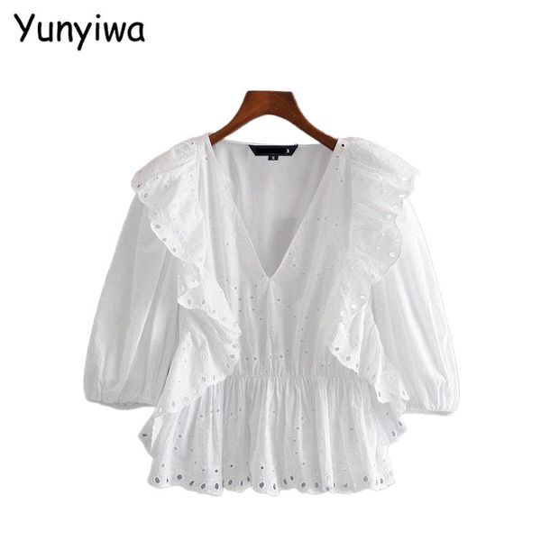 women ruffle white embroidery hole summer shirts half sleeve v-neck elegant ladies blouses
women ruffle white embroidery hole summer shirts half sleeve v-neck elegant ladies blouses