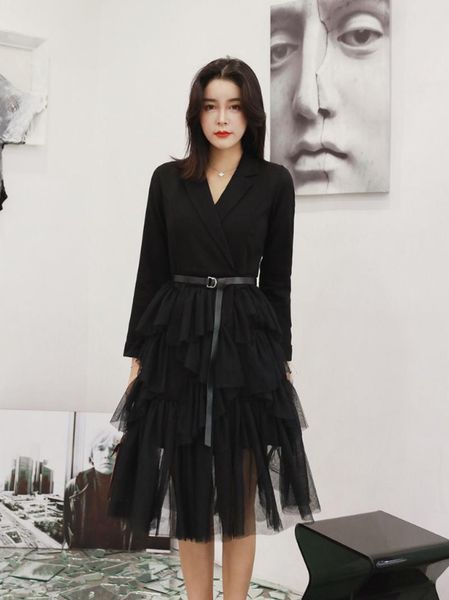 new design autumn women's v-neck stitching mesh cake dress long sleeve a-line lace suit dresses, White
new design autumn women's v-neck stitching mesh cake dress long sleeve a-line lace suit dresses, White