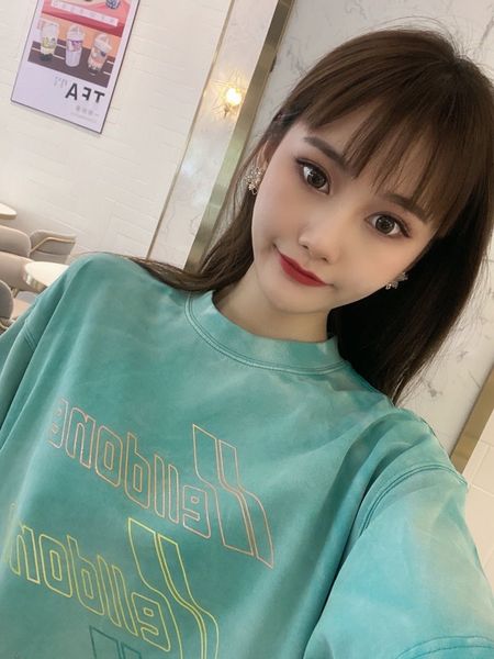 2020ss color bullet screen letter cotton crew neck short sleeve medium length 5 4 sleeve t-shirt t-shirt women film printing gzybe, White
2020ss color bullet screen letter cotton crew neck short sleeve medium length 5 4 sleeve t-shirt t-shirt women film printing gzybe, White