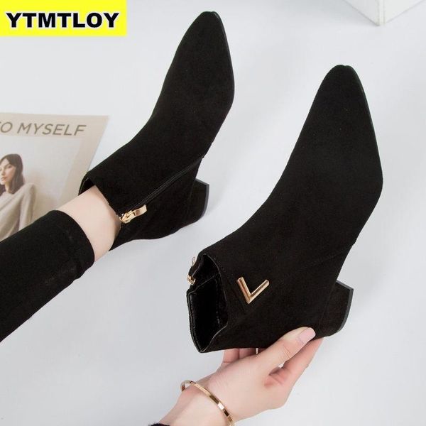 fashion women boots casual leather low high heels spring shoes woman pointed toe rubber ankle boots black red zapatos mujer y200114
fashion women boots casual leather low high heels spring shoes woman pointed toe rubber ankle boots black red zapatos mujer y200114