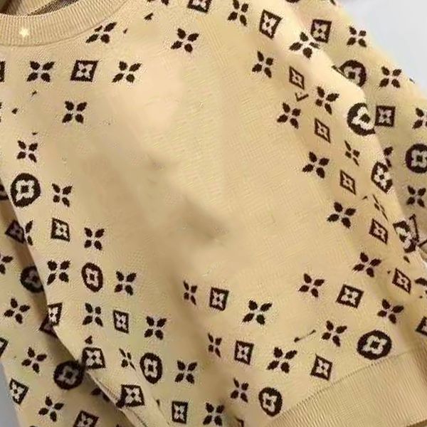 men's and women's sweaters 2022 spring and autumn high-quality new products all-match logo letter embroidery couples round neck pu, White;black
men's and women's sweaters 2022 spring and autumn high-quality new products all-match logo letter embroidery couples round neck pu, White;black