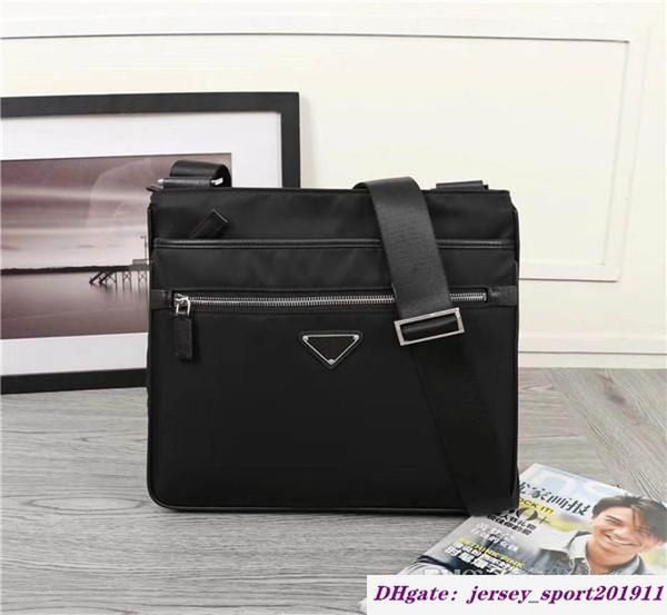 vannogg global classic luxury package canvas leather cowhide men's shoulder bag handbag 251 size 30cm 27cm 5.5cm 
vannogg global classic luxury package canvas leather cowhide men's shoulder bag handbag 251 size 30cm 27cm 5.5cm