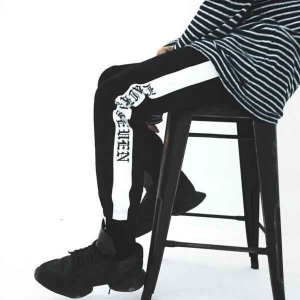 side stripe letter printing contrast color jogger elastic waist sweatpants men hip hop trousers casual pant us size, Black
side stripe letter printing contrast color jogger elastic waist sweatpants men hip hop trousers casual pant us size, Black