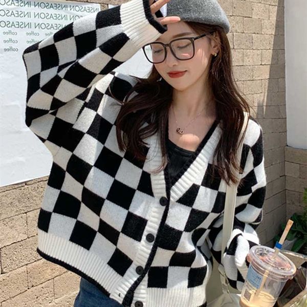 design sense checkerboard v-neck long-sleeved knitted cardigan jacket women korean loose lazy style sweater, Black
design sense checkerboard v-neck long-sleeved knitted cardigan jacket women korean loose lazy style sweater, Black