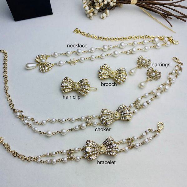 new stely 18k gold plated pearl jewelry set women necklace/earrings/ bracelet /hari cilp/broochfor women fashion party jewelry gift wholesal, Golden;silver
new stely 18k gold plated pearl jewelry set women necklace/earrings/ bracelet /hari cilp/broochfor women fashion party jewelry gift wholesal, Golden;silver