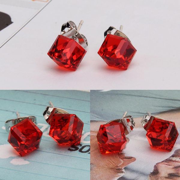 luxury classic crystal stone stud earrings simple water cube crystal earrings for women female wedding party jewelry gifts, Golden;silver
luxury classic crystal stone stud earrings simple water cube crystal earrings for women female wedding party jewelry gifts, Golden;silver