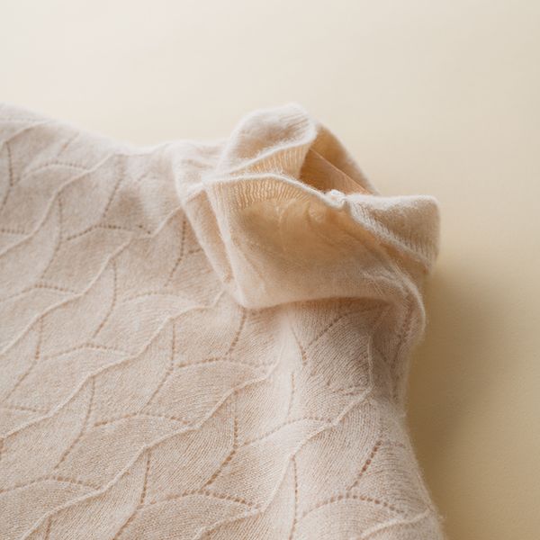 women 100% pure cashmere turtleneck sweater pullover autumn winter basic jumper for female soft shirt girl clothes s- lj201114, White;black
women 100% pure cashmere turtleneck sweater pullover autumn winter basic jumper for female soft shirt girl clothes s- lj201114, White;black