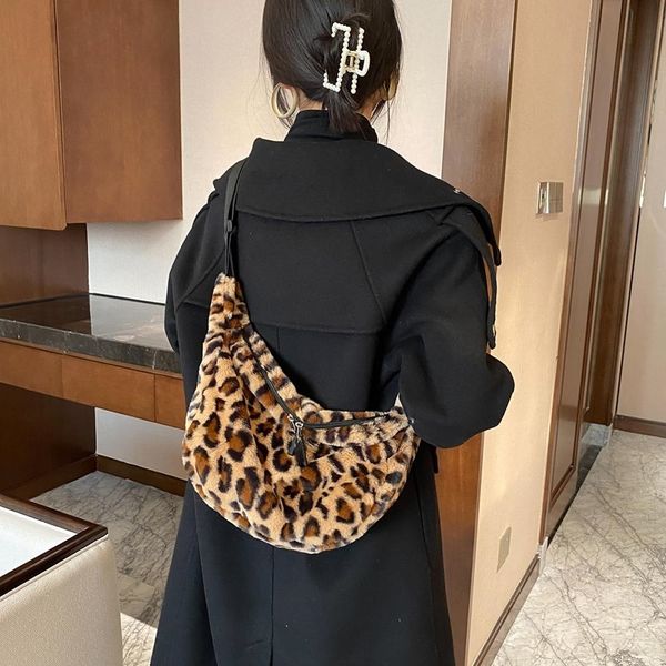 popular simple female daily bag women plush crossbody bag leopard vintage shoulder handbag large capacity purses
popular simple female daily bag women plush crossbody bag leopard vintage shoulder handbag large capacity purses