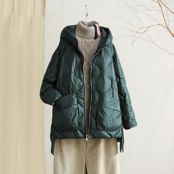 korean fashion hooded and thickened down jacket for women in winter 2021, Black
korean fashion hooded and thickened down jacket for women in winter 2021, Black