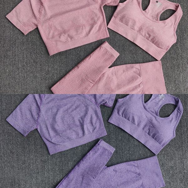 3pcs seamless women's sportswear yoga set workout gym clothing fitness short sleeve crop high waist leggings sports suits c0122, Black;white 
3pcs seamless women's sportswear yoga set workout gym clothing fitness short sleeve crop high waist leggings sports suits c0122, Black;white