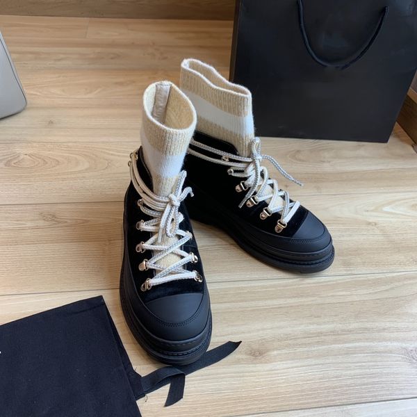 design women's classic snow antiskid shoes in autumn and winter of 2020 wool knitting boot tube size 35-39, Black
design women's classic snow antiskid shoes in autumn and winter of 2020 wool knitting boot tube size 35-39, Black