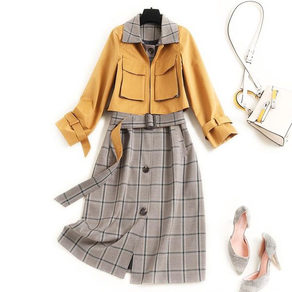 autumn windbreaker female 2021 new fashion casual single breasted simple brand classic plaid long trench coat with belt chic, Tan;black
autumn windbreaker female 2021 new fashion casual single breasted simple brand classic plaid long trench coat with belt chic, Tan;black