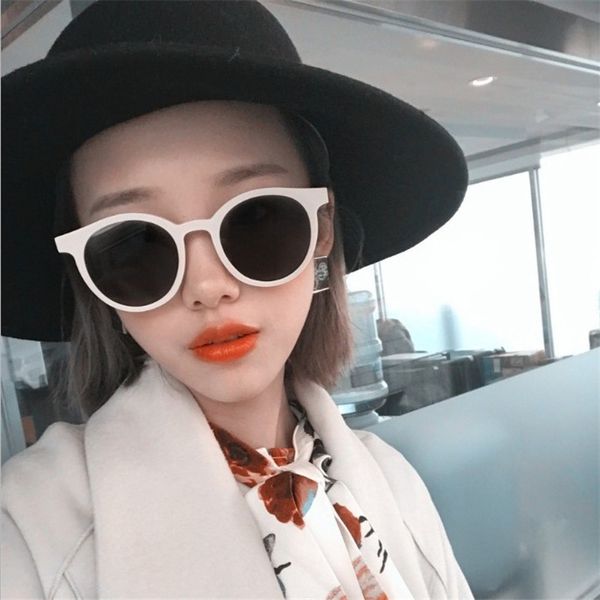 бренд рмм new cat eye солнцезащитные очки женщины мужчин мода диких круглая рамка sun дизайн трендовые очки
бренд рмм new cat eye солнцезащитные очки женщины мужчин мода диких круглая рамка sun дизайн трендовые очки