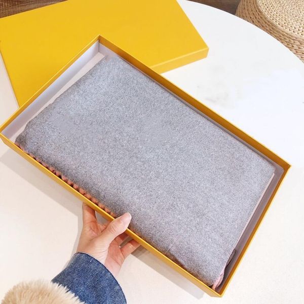 2020 cashmere luxury winter scarf for men and women plain warm mens scarf women new fashion designer basic man scarf woman scarves and wraps, Blue;gray
2020 cashmere luxury winter scarf for men and women plain warm mens scarf women new fashion designer basic man scarf woman scarves and wraps, Blue;gray