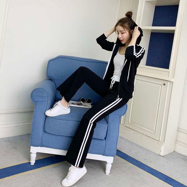 1suit women plush autumn sportswear clothes winter 2020 new fashion brand wide leg leisure sweater two piece set, Gray
1suit women plush autumn sportswear clothes winter 2020 new fashion brand wide leg leisure sweater two piece set, Gray