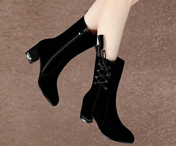 boots autumn and winter leather female round head thick with frosted lace women's, Black
boots autumn and winter leather female round head thick with frosted lace women's, Black