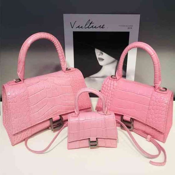 fashion classic handbags balencaigs red valley beauty fashion one shoulder messenger mouth envelope b home bag leather women's
fashion classic handbags balencaigs red valley beauty fashion one shoulder messenger mouth envelope b home bag leather women's